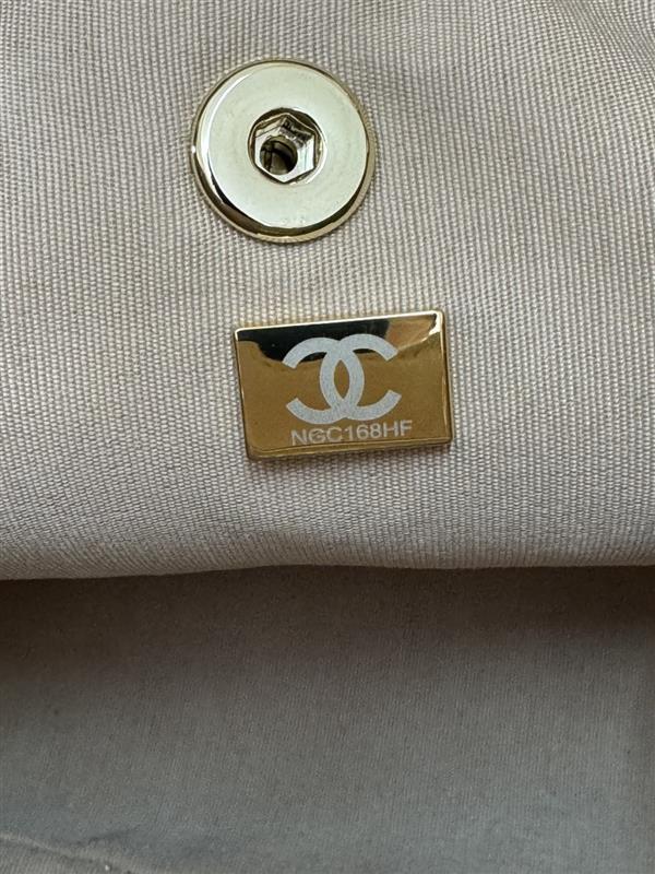 2026127213718647 750